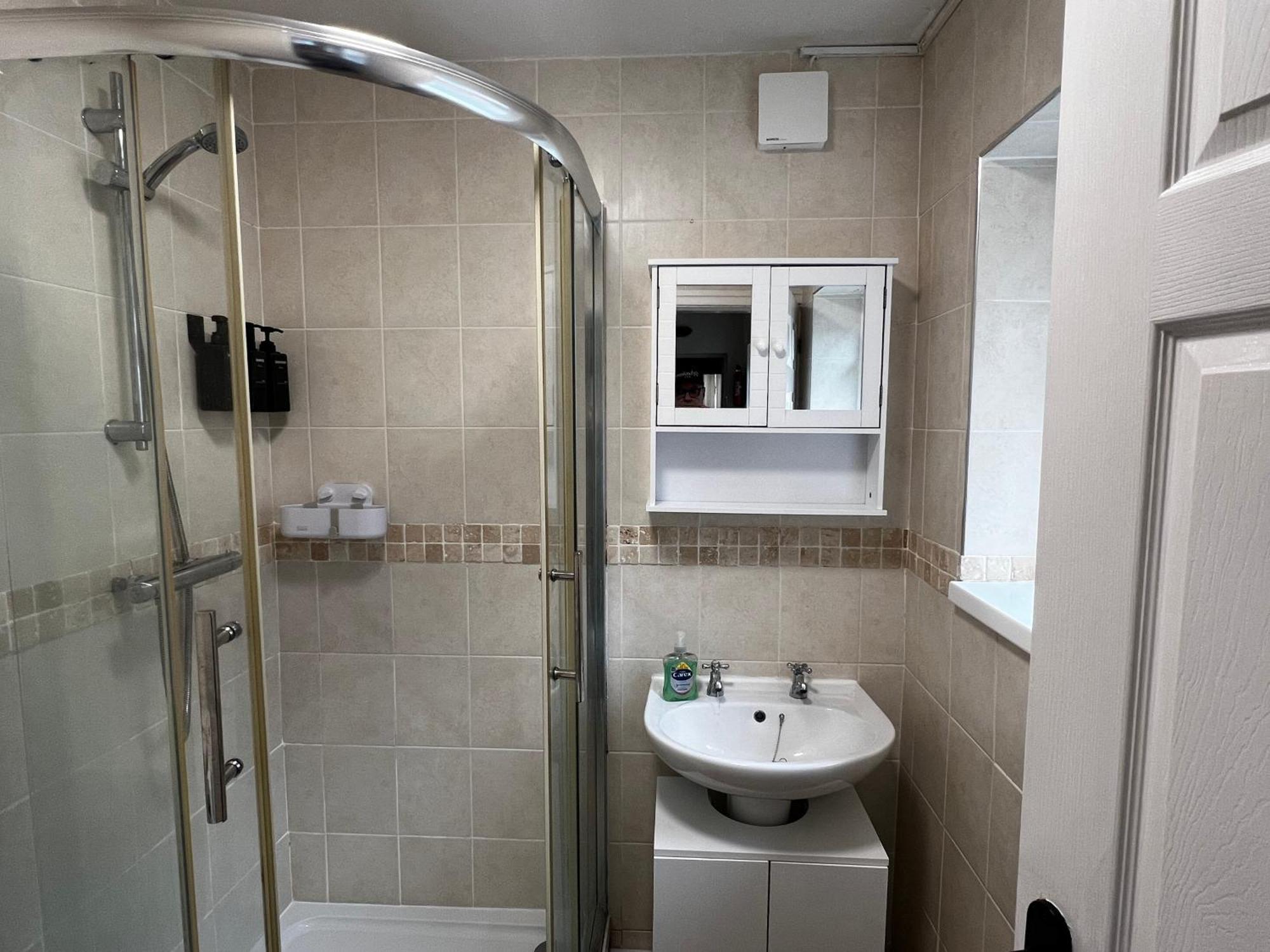 Robin'S Hollow: 2Bd Home Near Wrexham Afc Экстерьер фото