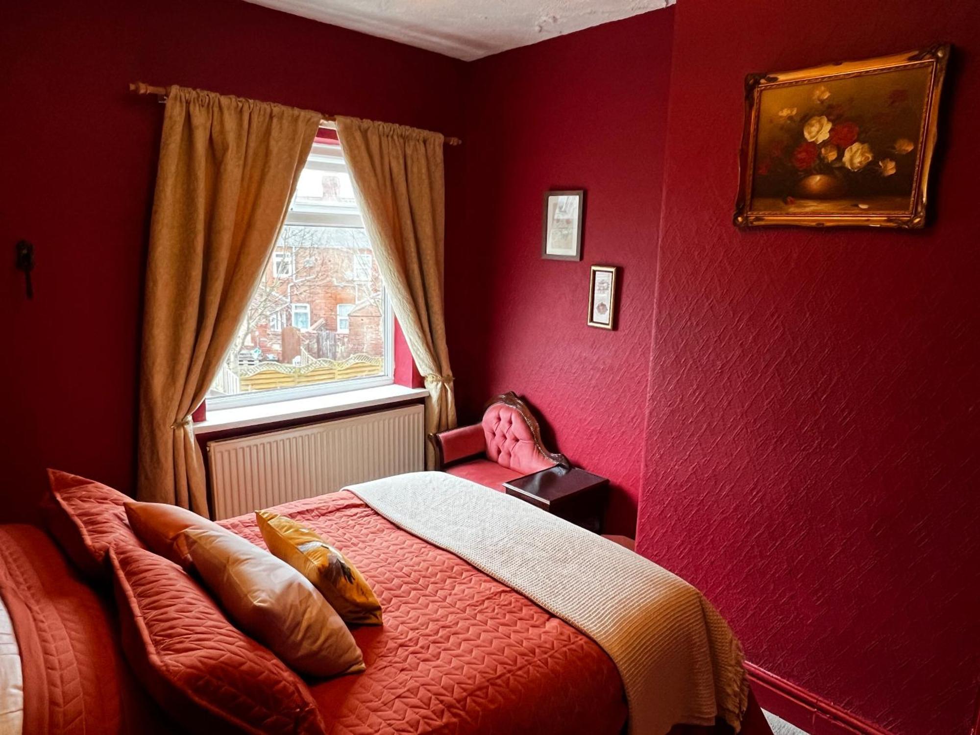 Robin'S Hollow: 2Bd Home Near Wrexham Afc Экстерьер фото